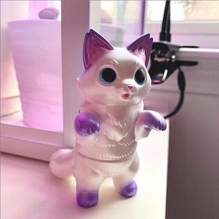 Negora vinyl figure Negora vinyl figure